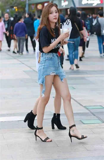 作画家的女人
