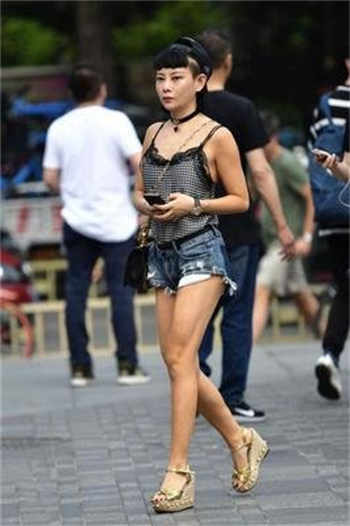 《校服与婚纱》