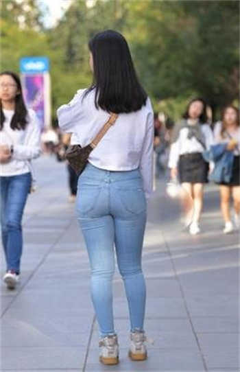 杨幂一字马111111771kp