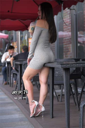 沉溺by应桁