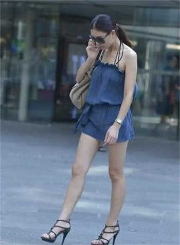 女扮男装逍遥侯