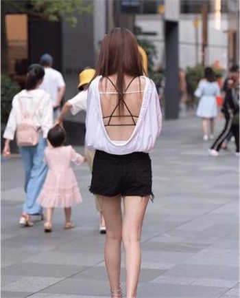 娇妻4艳鬼
