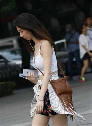 借宿母赵宇