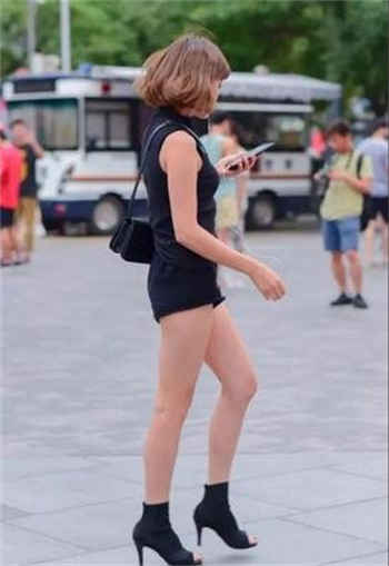 触碰沉睡的妹妹游戏下载