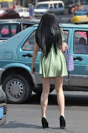 卢珊珊果冻传媒图片