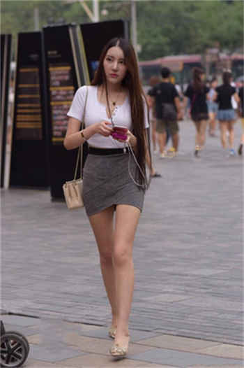 卢珊珊果冻传媒图片