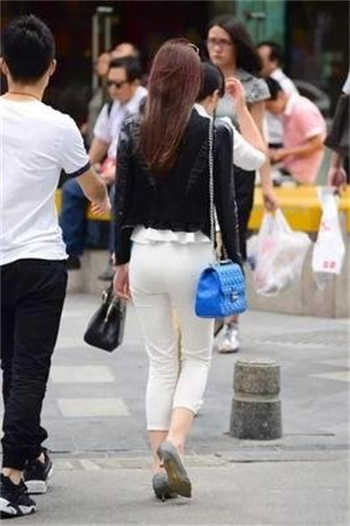 已婚妇女燥热的一天