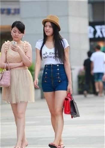 爱情公寓之重生吕小布