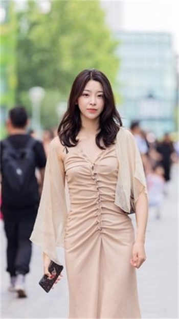 体育课脱鞋赤脚的经历