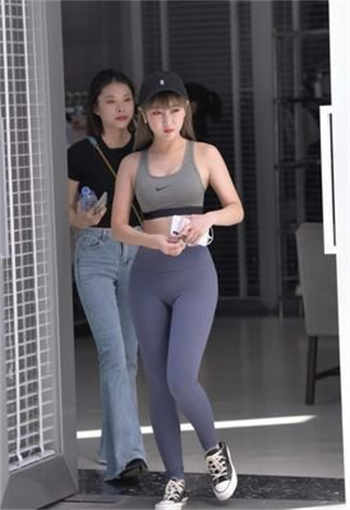 张芮尔最美图片